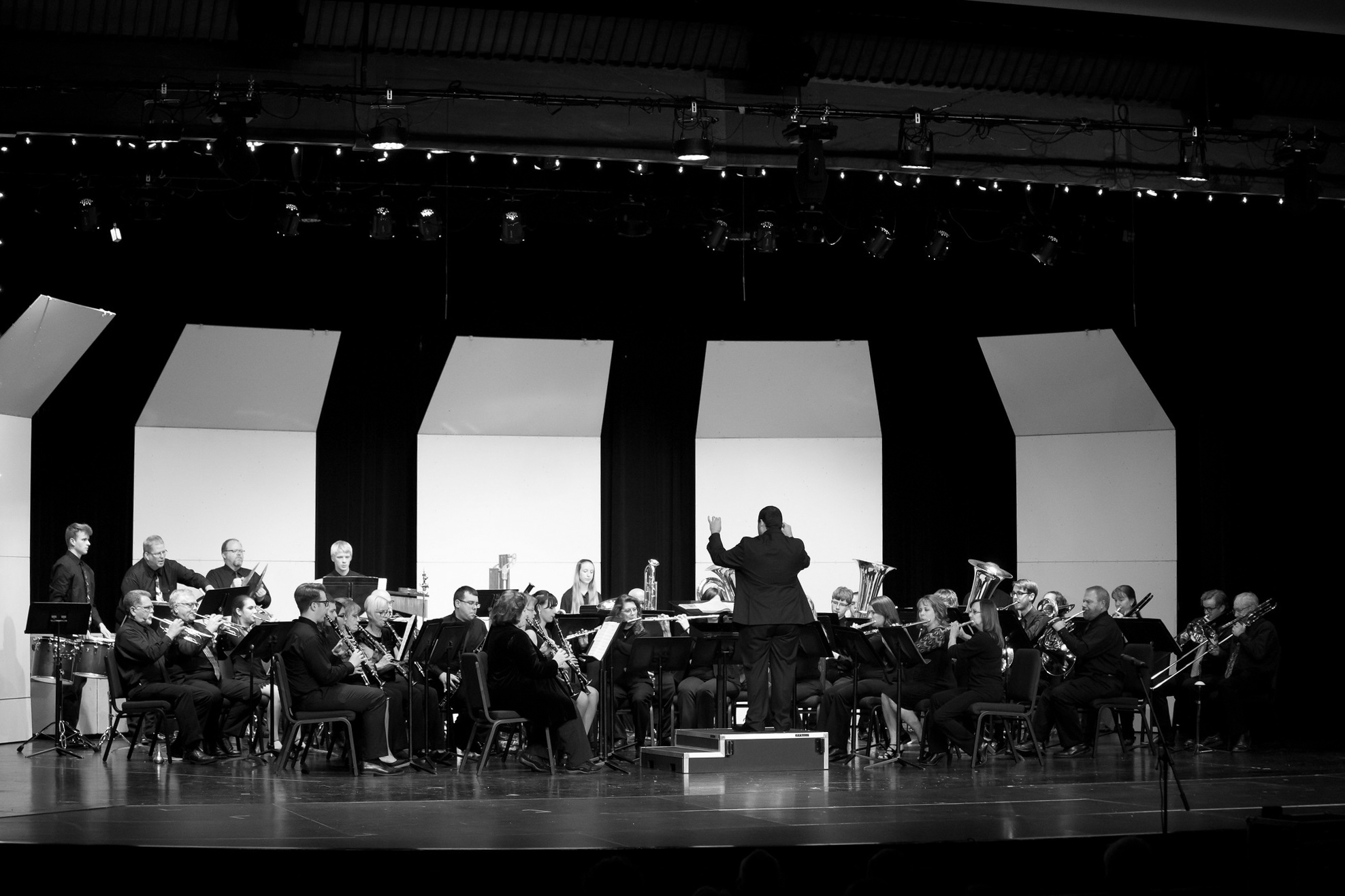 band playing