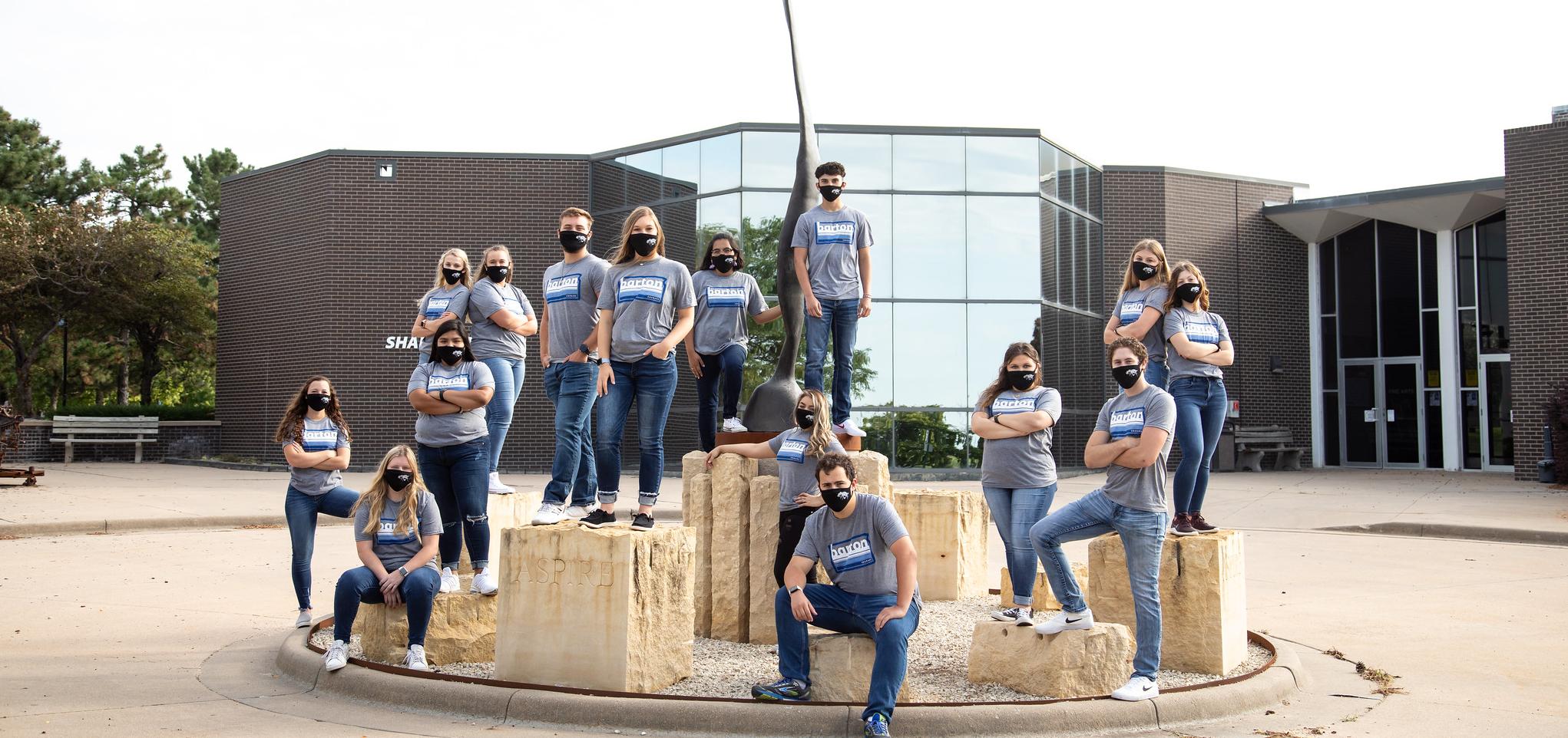 2020 Student Ambassadors outside the Shafer Art Gallery